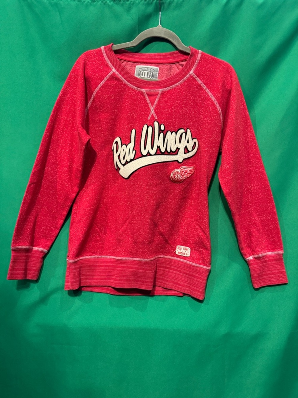 Ladies Old Time Hockey Newbury Collection Red Wings sweatshirt EUC medium